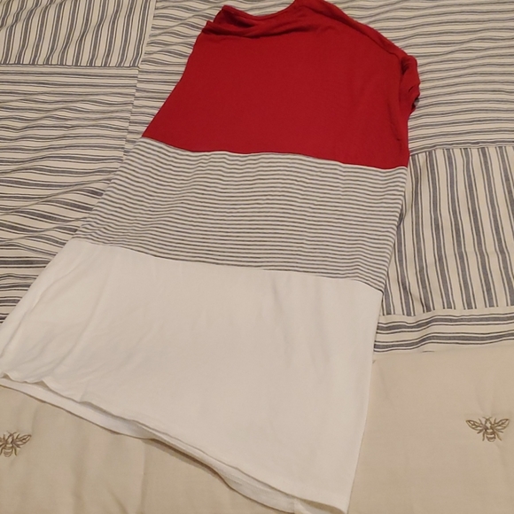 ☀️2/$15Solid and stripe contrast shirt - Picture 4 of 4